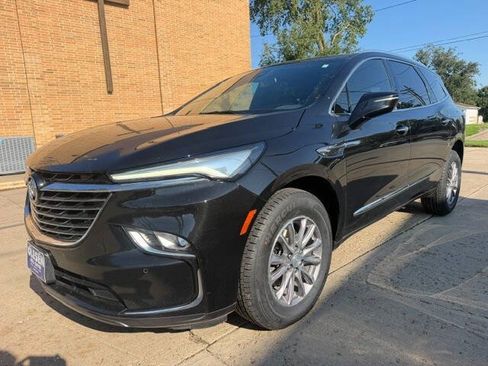 Used 2022 Buick Enclave Essence w/ LPO, Floor Liner Package AWD/4WD image 12