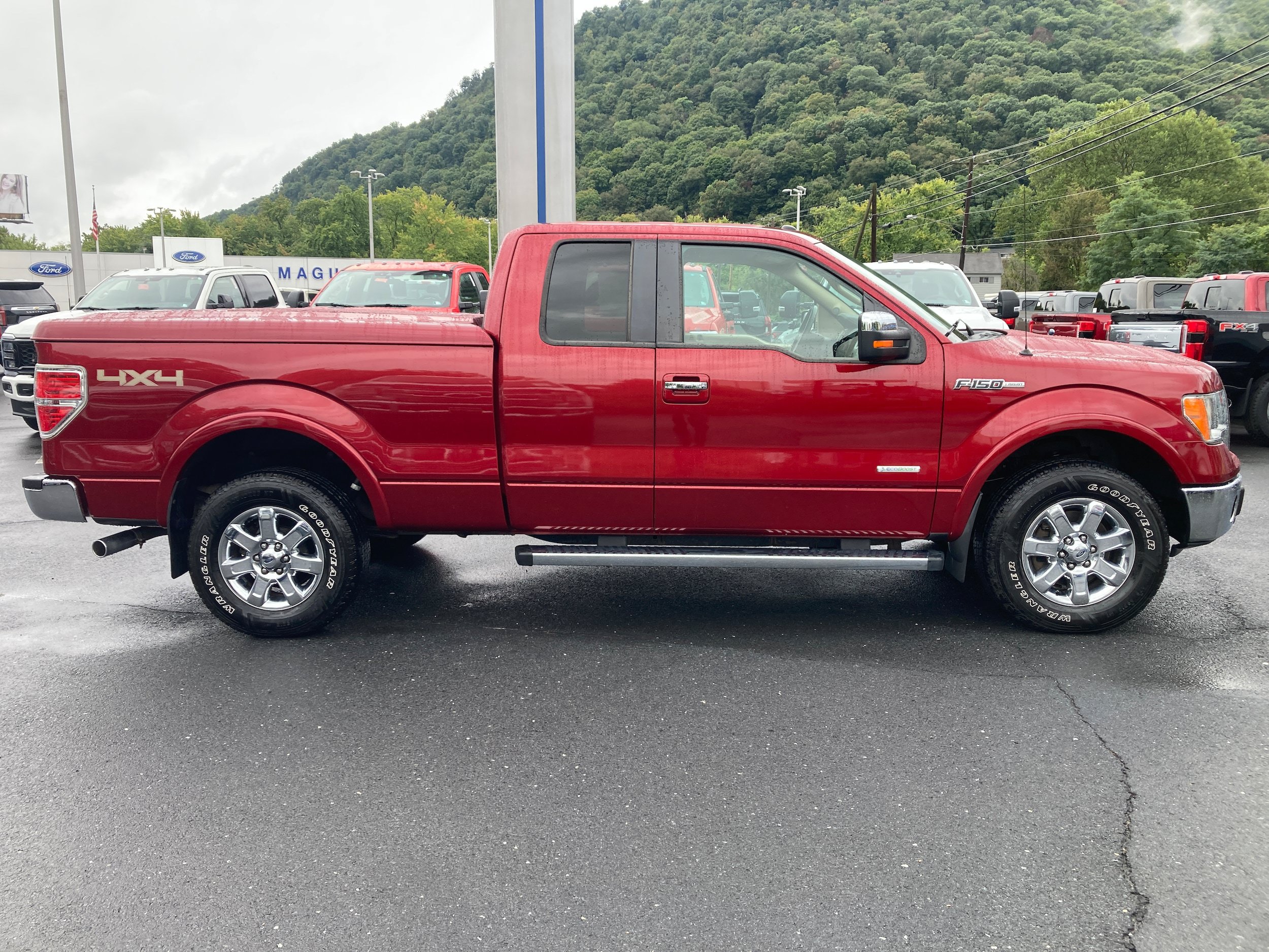 Used 2014 Ford F150 Lariat w/ Lariat Chrome Package AWD/4WD image 4