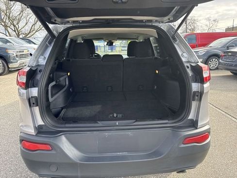 Used 2014 Jeep Cherokee Latitude w/ Comfort/Convenience Group image 15