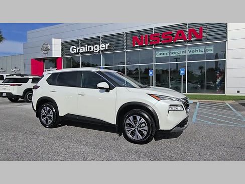 Used 2023 Nissan Rogue SV FWD image 17