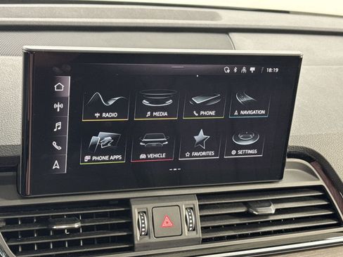 Used 2024 Audi Q5 2.0T Premium Plus AWD/4WD image 30