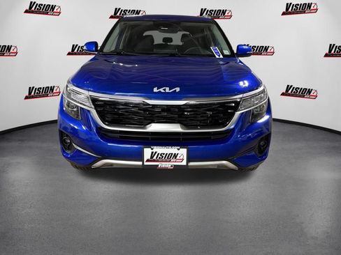 Used 2023 Kia Seltos EX AWD/4WD image 2