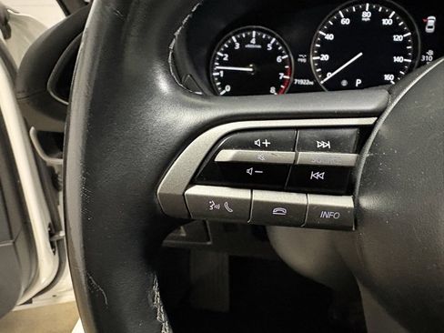 Used 2021 MAZDA MAZDA3 s image 13