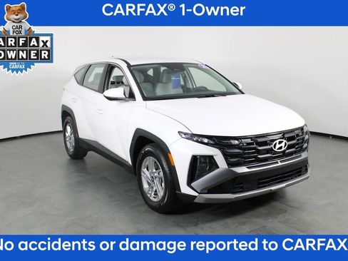 Certified 2025 Hyundai Tucson SE FWD image 5