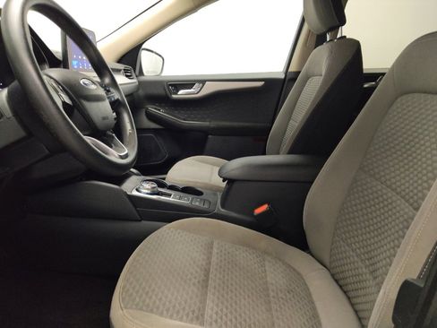 Used 2020 Ford Escape SE FWD image 17
