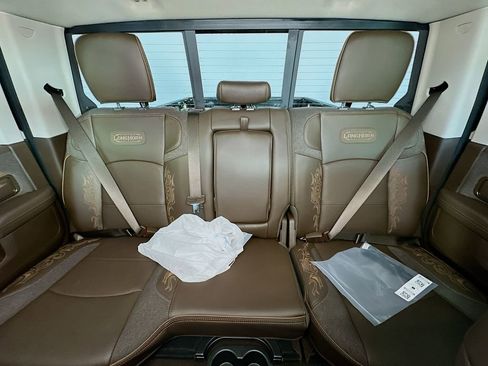New 2026 RAM 2500 Limited AWD/4WD image 10