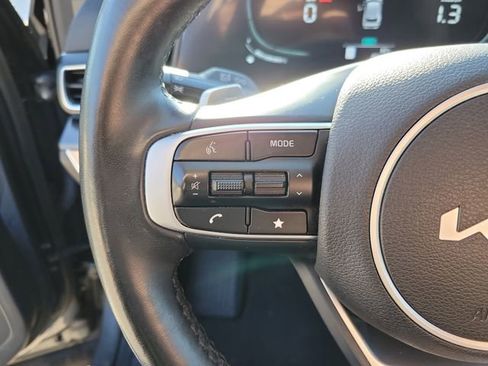 Used 2023 Kia Sportage EX image 17