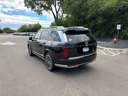 Used 2026 Hyundai Palisade Calligraphy AWD/4WD image 3