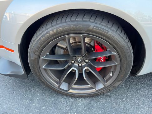 Used 2022 Dodge Challenger R/T Scat Pack RWD image 10
