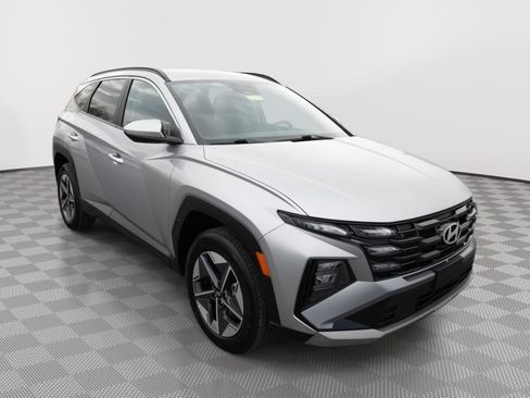 Used 2025 Hyundai Tucson SEL image 3