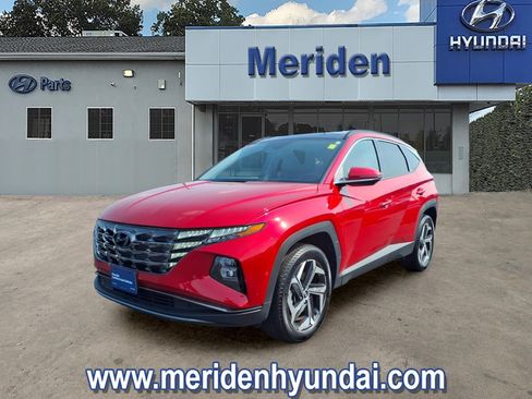 Certified 2023 Hyundai Tucson Limited AWD/4WD image 1
