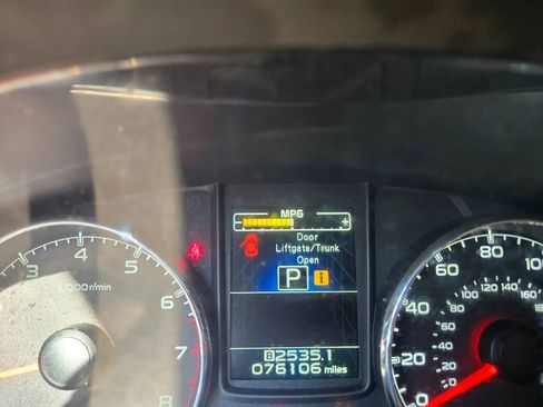 Used 2013 Subaru Outback 3.6R Limited image 25