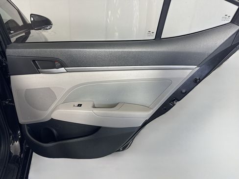 Used 2018 Hyundai Elantra Value Edition image 28