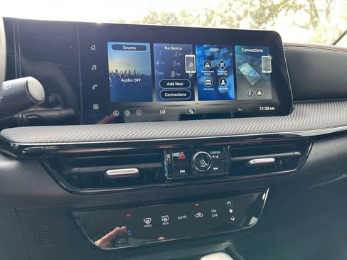 New 2026 Nissan Kicks SR w/ Illumination Package image 23