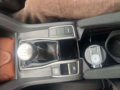 Used 2017 Honda Civic Si image 8