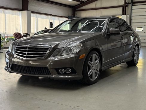 Used 2010 Mercedes-Benz E 350 Sedan w/ Premium 1 Pkg image 3