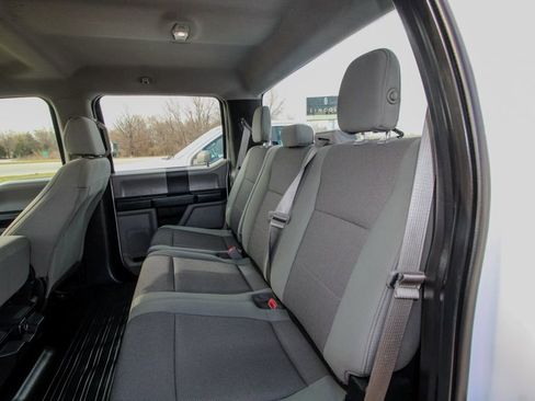 Used 2016 Ford F150 XL w/ Equipment Group 101A Mid image 9