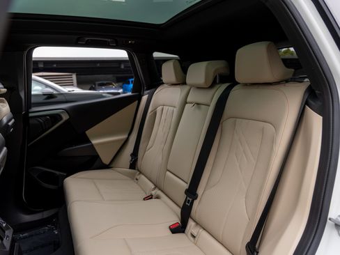 Used 2025 BMW X3 xDrive30i w/ M Sport Package image 40