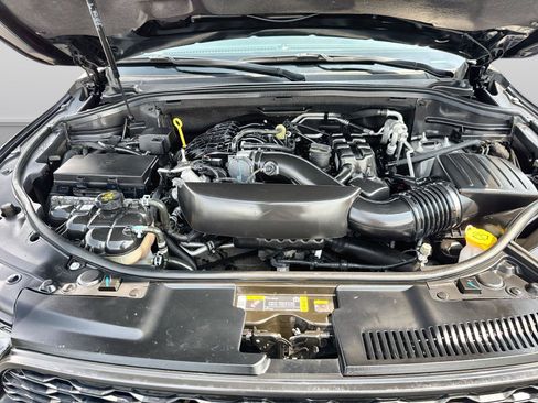 Used 2023 Dodge Durango GT RWD image 22