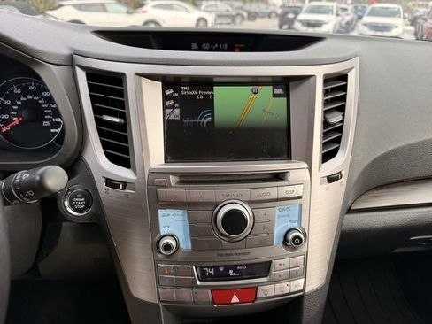 Used 2014 Subaru Outback 2.5i Limited image 21