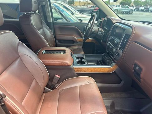 Used 2018 Chevrolet Silverado 1500 High Country AWD/4WD image 8