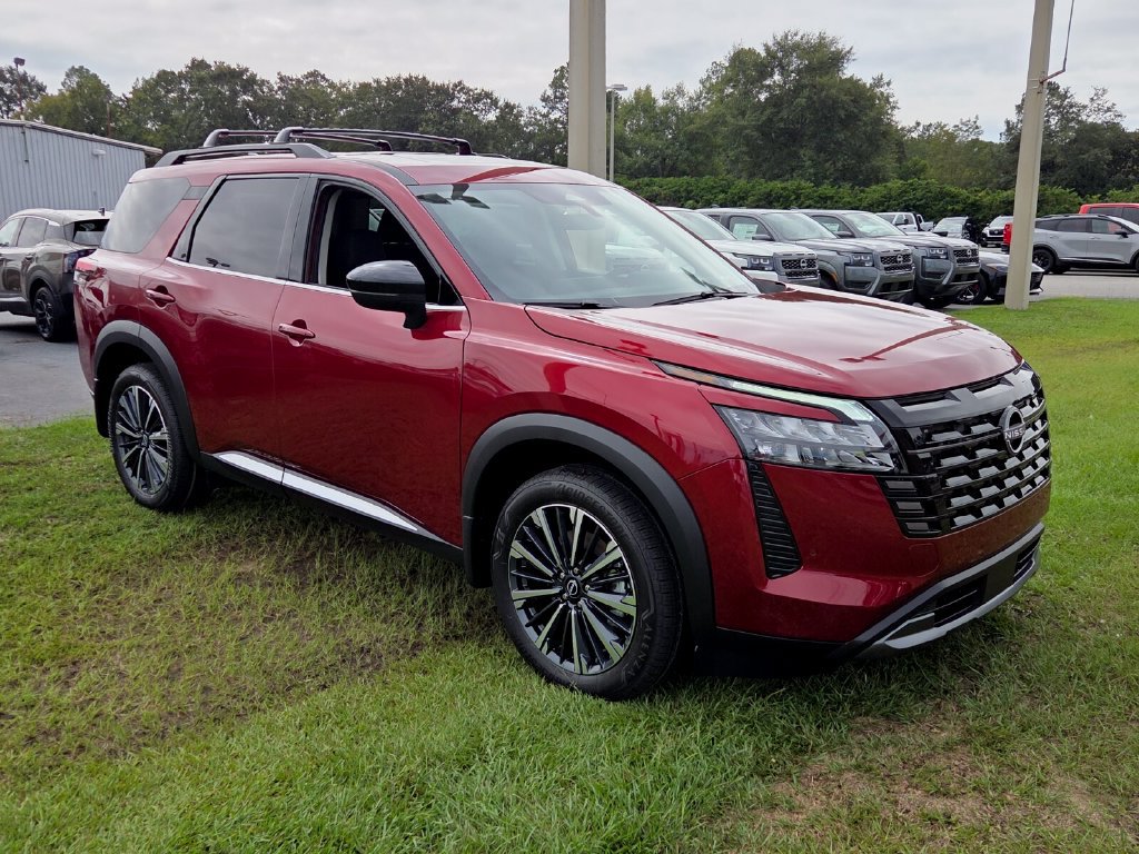 New 2026 Nissan Pathfinder Platinum AWD/4WD image 18