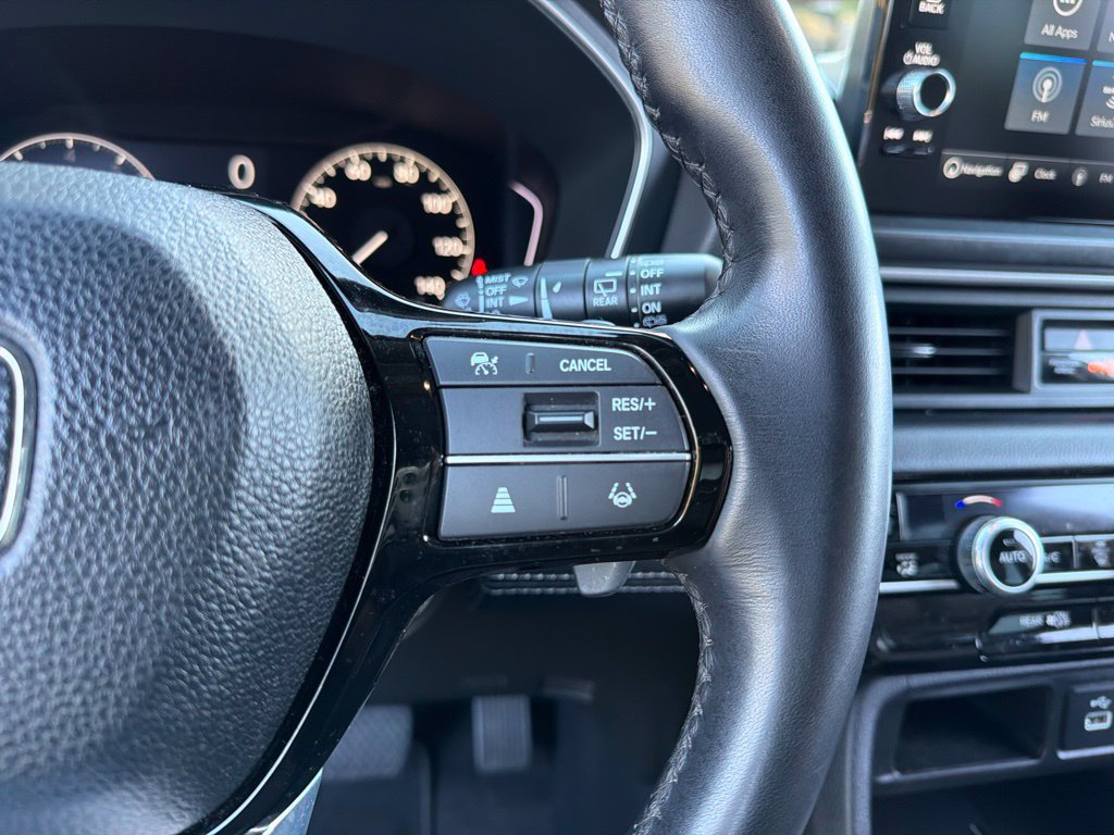 Used 2024 Honda Pilot Touring image 18