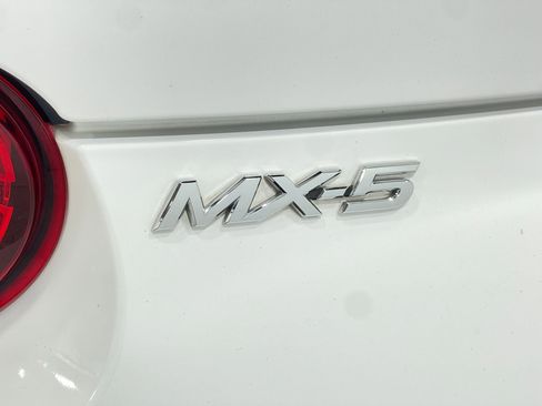 Used 2016 MAZDA MX-5 Miata Club w/ Brembo/BBS Package RWD image 35