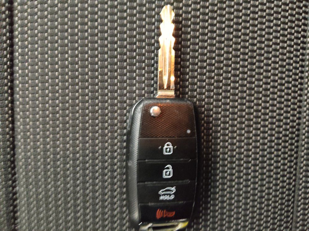 Used 2018 Kia Forte LX FWD image 32
