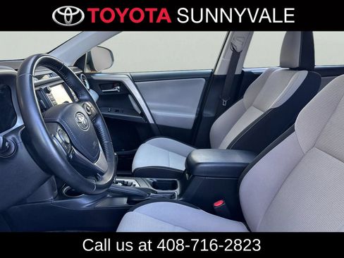 Used 2018 Toyota RAV4 XLE w/ Convenience Package AWD/4WD image 14