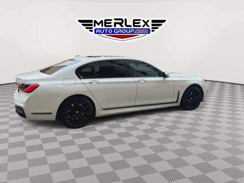 Used 2021 BMW 750i xDrive w/ Executive Package AWD/4WD image 8