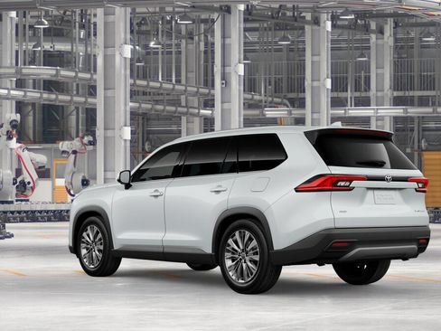 New 2026 Toyota Grand Highlander AWD image 6