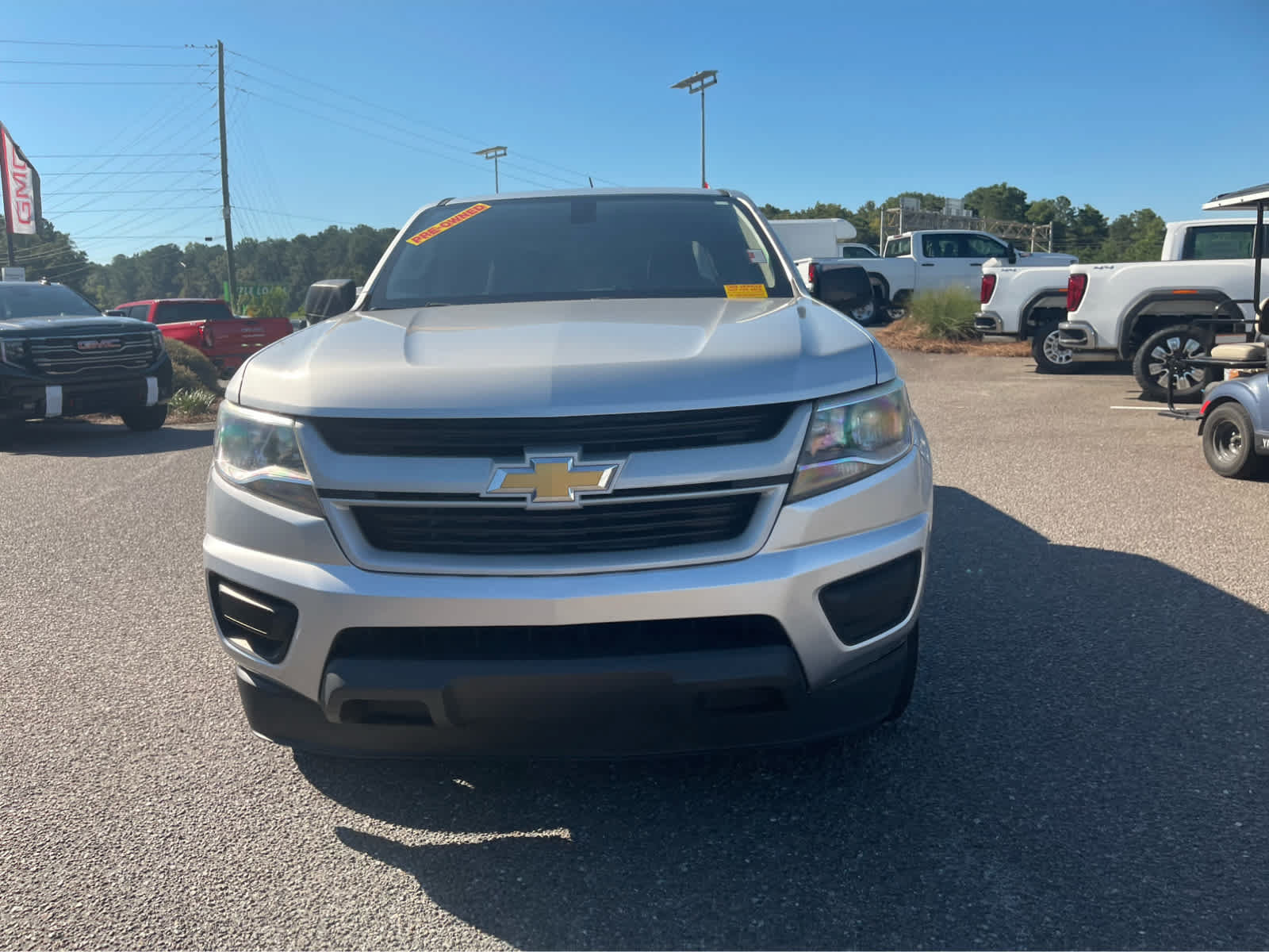 Used 2019 Chevrolet Colorado W/T w/ Custom Special Edition RWD image 2