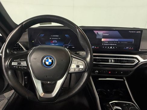 Used 2024 BMW i4 eDrive35 w/ Premium Package RWD image 14
