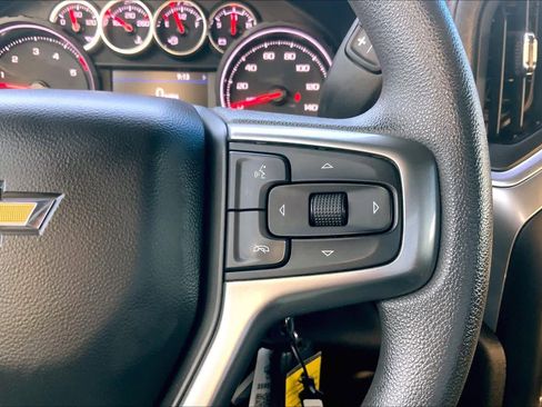 Used 2022 Chevrolet Silverado 2500 LT image 25