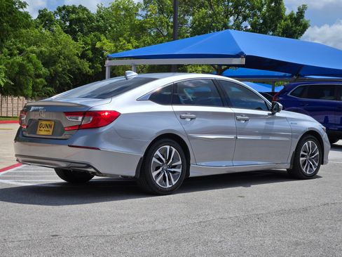 Used 2019 Honda Accord EX image 3