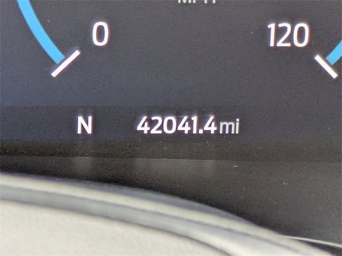 Used 2023 Ford F150 Lariat image 33