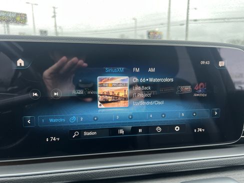 Certified 2023 Mercedes-Benz GLE 350 w/ Premium Package image 23