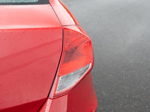 Used 2012 Honda Accord EX-L image 12