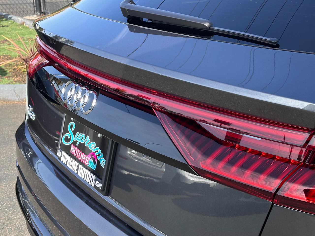 Used 2019 Audi Q8 Prestige w/ Year 1 Package AWD/4WD image 28