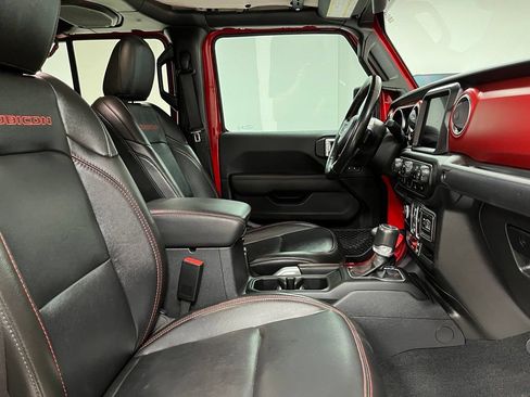 Used 2022 Jeep Gladiator Rubicon w/ Cold Weather Group AWD/4WD image 58