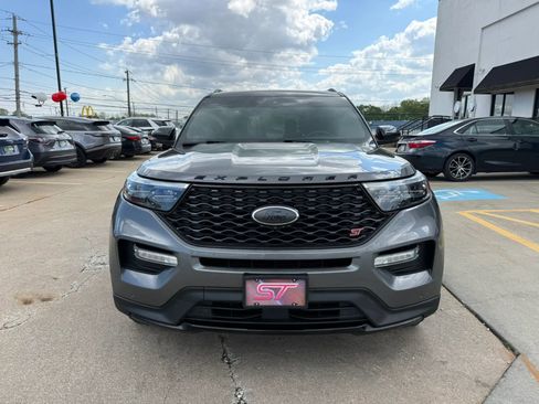 Used 2021 Ford Explorer ST w/ Equipment Group 401A AWD/4WD image 2