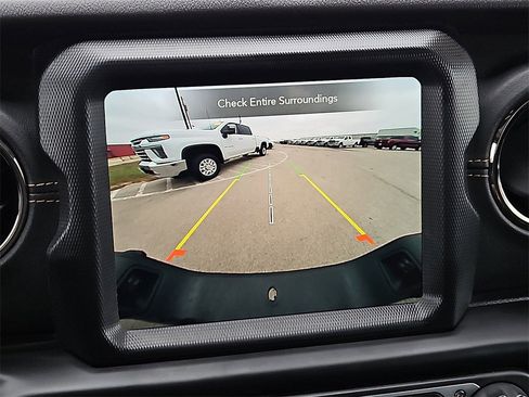 Certified 2023 Jeep Gladiator Overland image 28