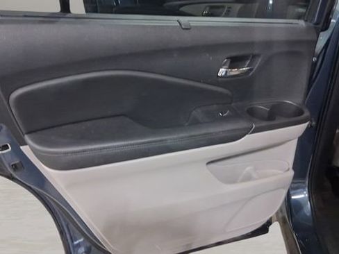 Used 2021 Honda Pilot Special Edition image 23