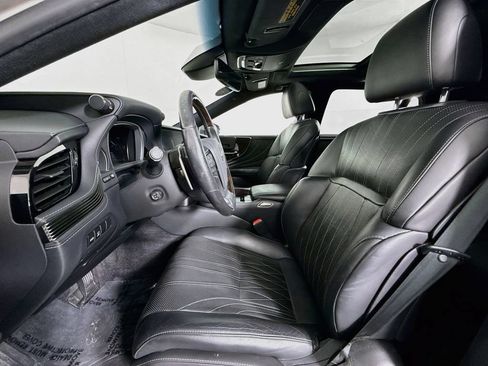 Used 2020 Lexus LS 500 w/ Interior Upgrade Package RWD image 27