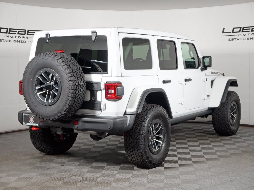 Used 2025 Jeep Wrangler Unlimited Rubicon AWD/4WD image 5
