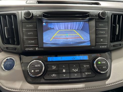 Used 2016 Toyota RAV4 XLE image 10