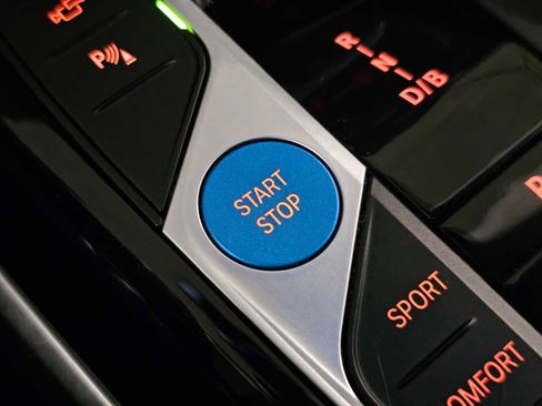 Certified 2023 BMW i4 eDrive35 RWD image 27