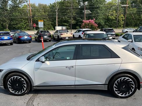 Used 2024 Hyundai Ioniq 5 Limited image 4