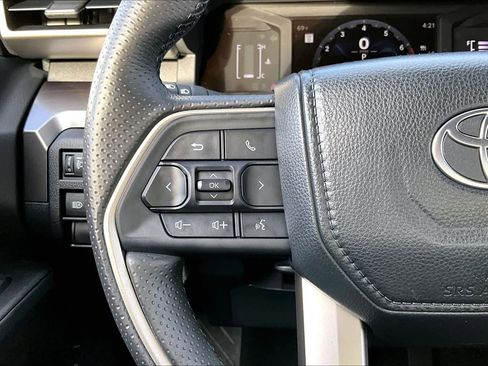 Used 2025 Toyota 4Runner SR5 image 22